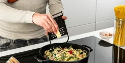 Hapjespan 28 cm Zwart Performance Series Inductie Westinghouse